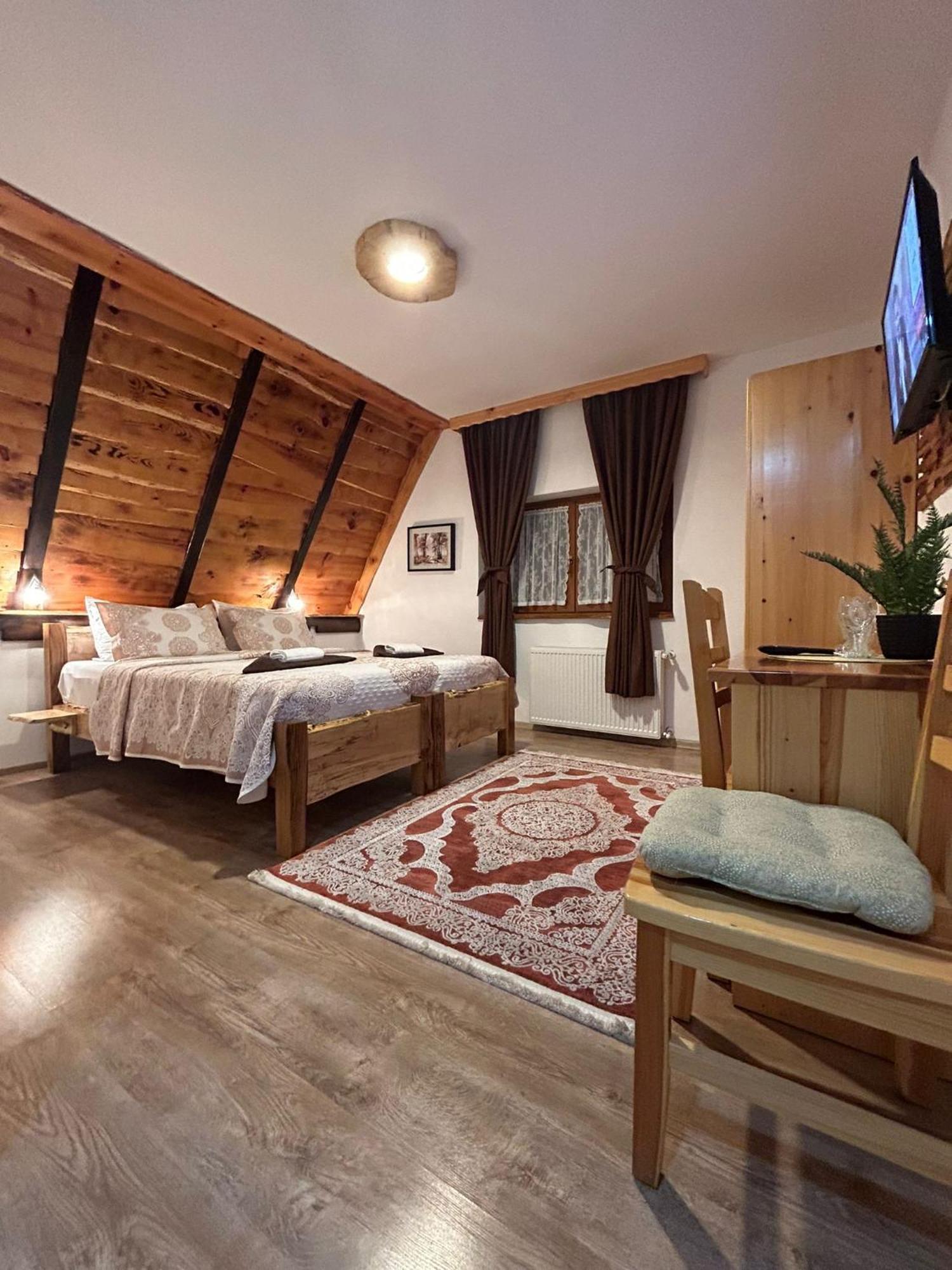 Rustic Lodge Plitvice 1 Plitvička Jezera Exteriör bild