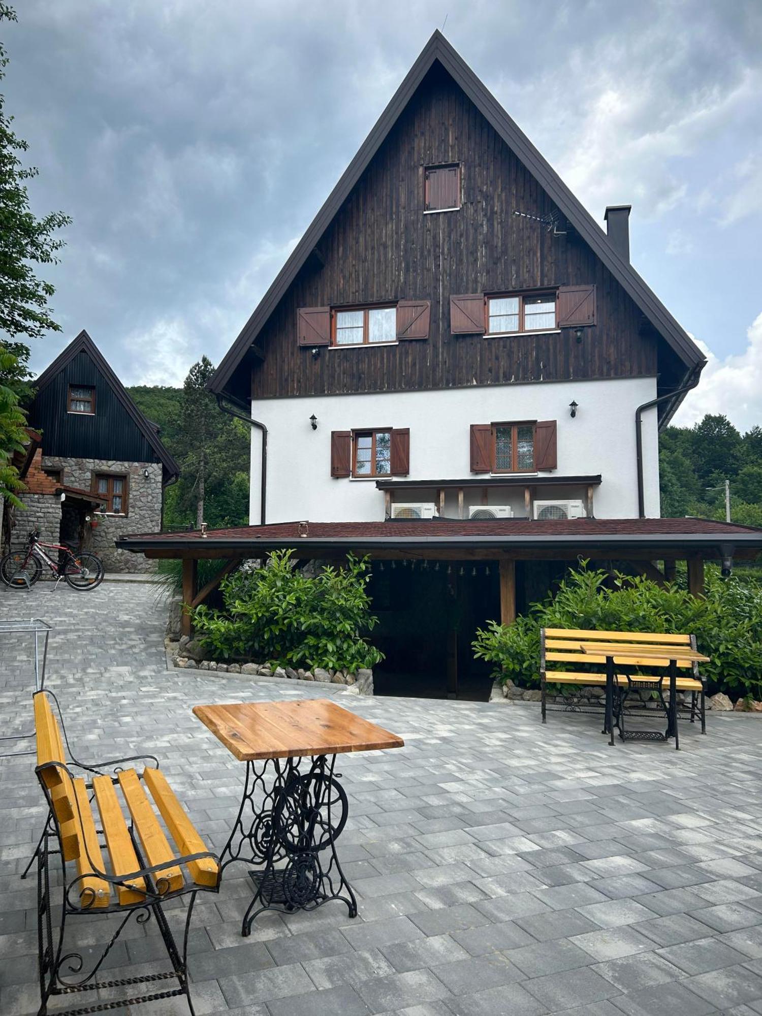 Rustic Lodge Plitvice 1 Plitvička Jezera Exteriör bild